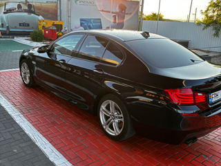 BMW 5 Series foto 5