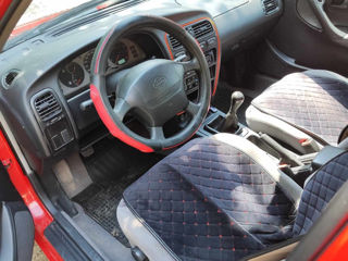 Nissan Primera foto 6