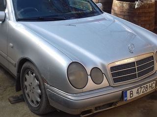 Mercedes E Class foto 1