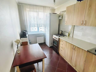 Apartament cu 3 camere, 75 m², Ciocana, Chișinău foto 7