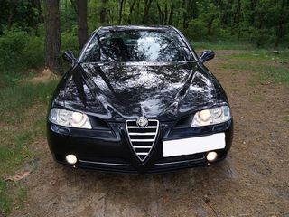 Alfa Romeo 166 foto 1