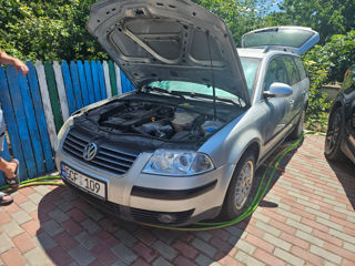 Volkswagen Passat foto 1