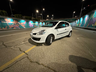 Renault Clio foto 3