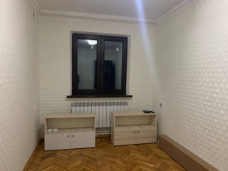 Apartament cu 3 camere, 61 m², Botanica, Chișinău foto 4