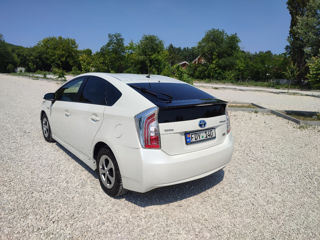 Toyota Prius foto 3