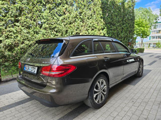 Mercedes C-Class foto 5