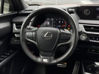 Lexus UX foto 12