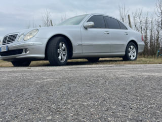 Mercedes E-Class foto 10