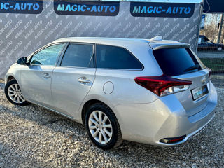 Toyota Auris foto 3