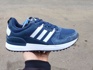 Adidas ZX 700 ( pe loc mărimi) foto 2