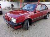 Opel Ascona foto 5