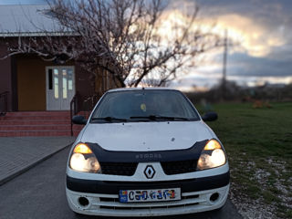 Renault Clio Symbol foto 7