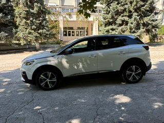 Peugeot 3008 foto 2