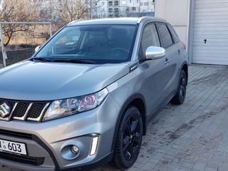 Suzuki Vitara foto 2