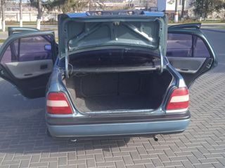 Nissan Sunny foto 9