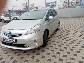 Toyota Prius + foto 4