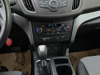 Ford Kuga foto 7