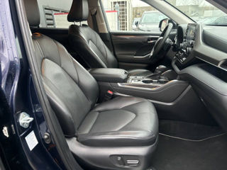 Toyota Highlander foto 10