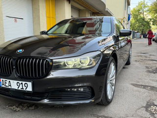 BMW 7 Series foto 9