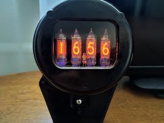 Сделанные вручную, уникальные, теплые, ламповые часы ,в корпусе от старого счётчика. foto 2