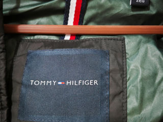 Куртка фирмы Tommy Hilfiger foto 3