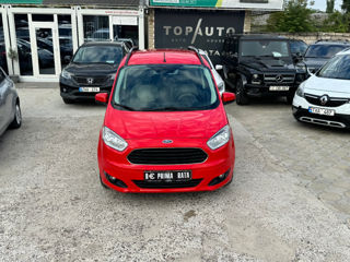 Ford Tourneo Courier foto 2