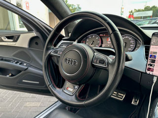 Audi S8 foto 15