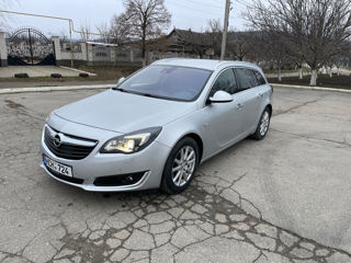 Opel Insignia foto 2