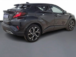 Toyota C-HR foto 3