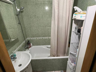 Apartament cu 4 camere, 93 m², Botanica, Chișinău foto 9