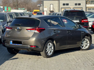 Toyota Auris foto 3