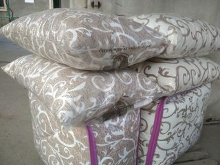 Одеяла стеганные и подушки в ассорттменте/ Plapume și perne de calitate foto 4