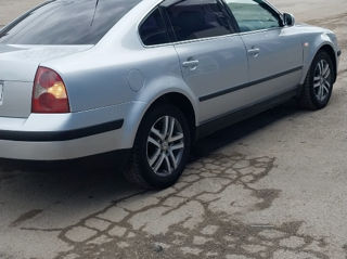 Volkswagen Passat foto 3