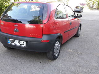 Opel Corsa foto 2