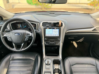 Ford Fusion foto 7