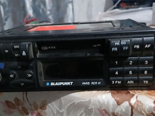 Продам автомагнитолу blaupunkt