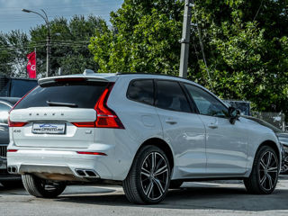 Volvo XC60 foto 2