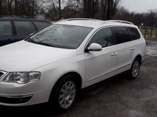 Volkswagen Passat foto 1