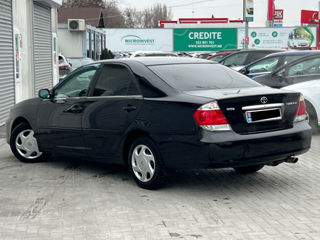 Toyota Camry foto 5