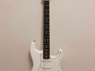 Fender Stratocaster Player Series