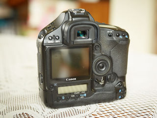 Canon EOS 1 D MARK III Body - 550 euro foto 2