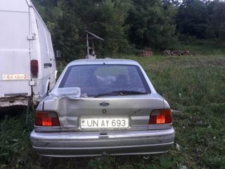 Ford Escort foto 1