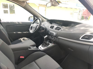 Renault Grand Scenic foto 8