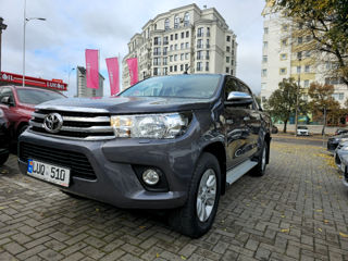 Toyota Hilux foto 2