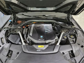 BMW 7 Series foto 4