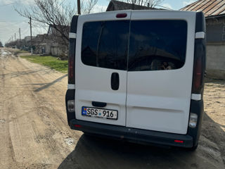 Opel Vivaro foto 6