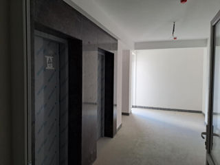 Apartament cu 2 camere, 70 m², Buiucani, Chișinău foto 4