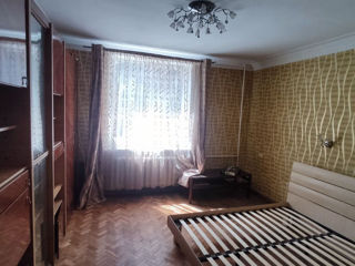 Apartament cu 3 camere, 72 m², Râșcani, Chișinău foto 2