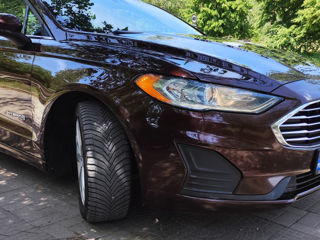 Ford Fusion foto 7