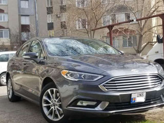 Ford Fusion foto 3